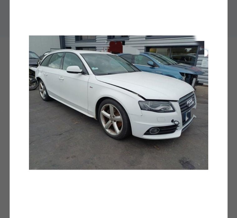 Audi A4. 2.0tdi B8 2012 para pecas