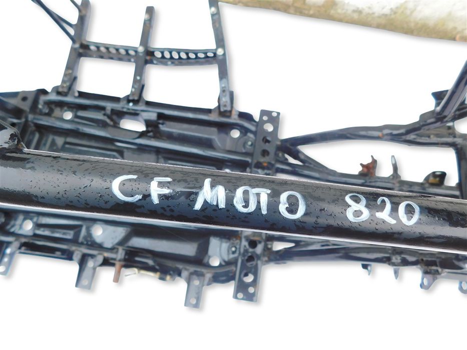 RAMA STELAŻ TYŁ CF MOTO TERRALANDER 820