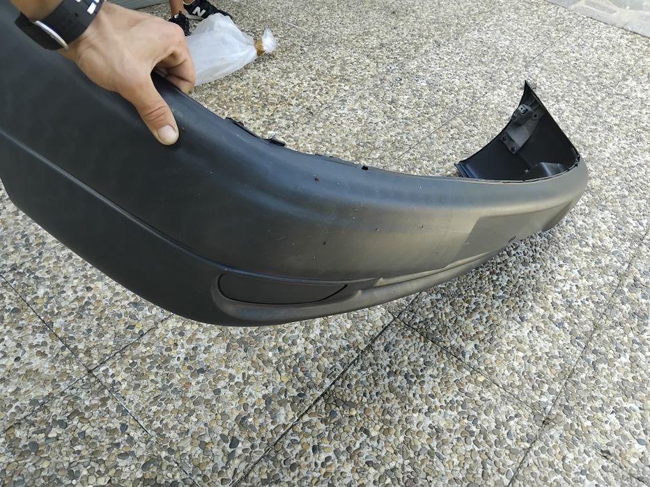 Para-choques frete citroen saxo 96 novo