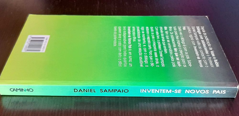 Livro - Inventem-se Novos Pais - Daniel Sampaio - Portes incluídos
