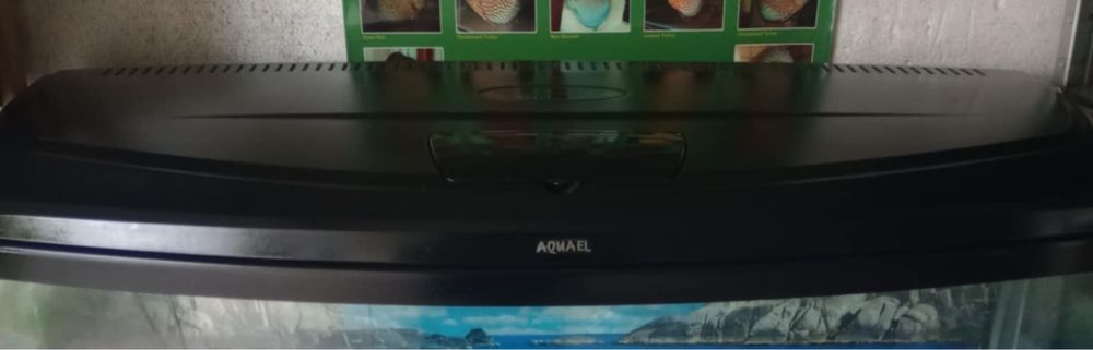 Sprzedam pokrywe 100 cm dł. z Aquaela + 2x tuba led aquael