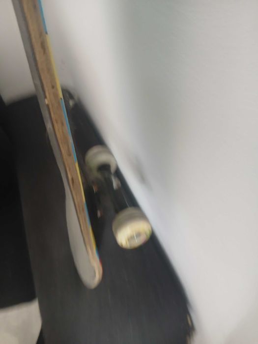 Skateboard com desenhos