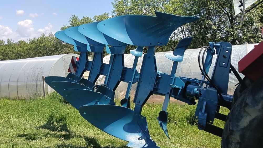 Pługi  4 Skibowe obrotowe odświeżone!!