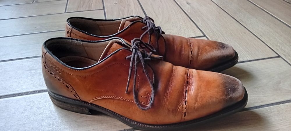 Buty  skórzane Ecco tozm. 43