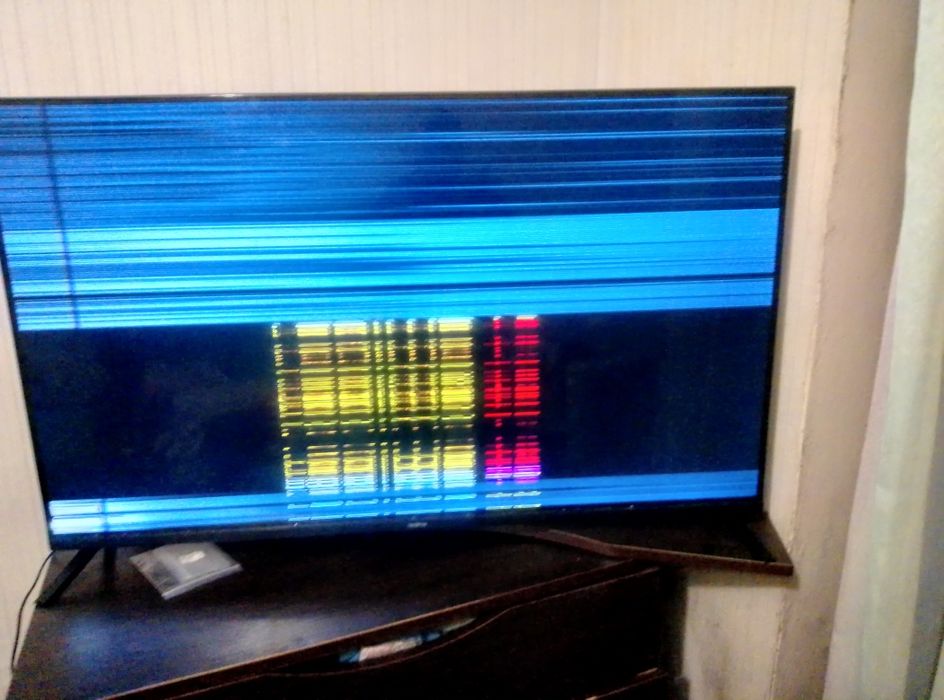 Телевізор  realme 43 діагональ