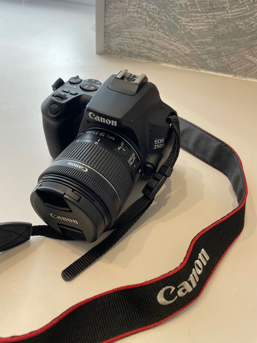 Canon EOS 250D + об’єктив 18-55mm + рюкзак | Ідеальний стан