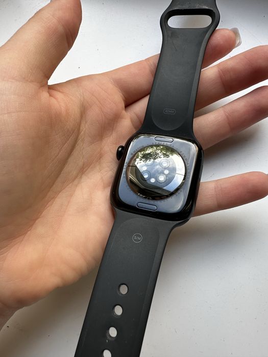 Продам Apple watch 10