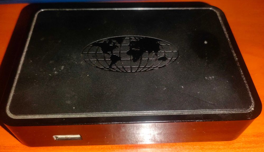 Смарт приставка MAG 255