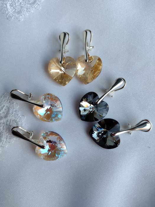 klipsy kryształy serca 18mm złote czarne błękitne Swarovski