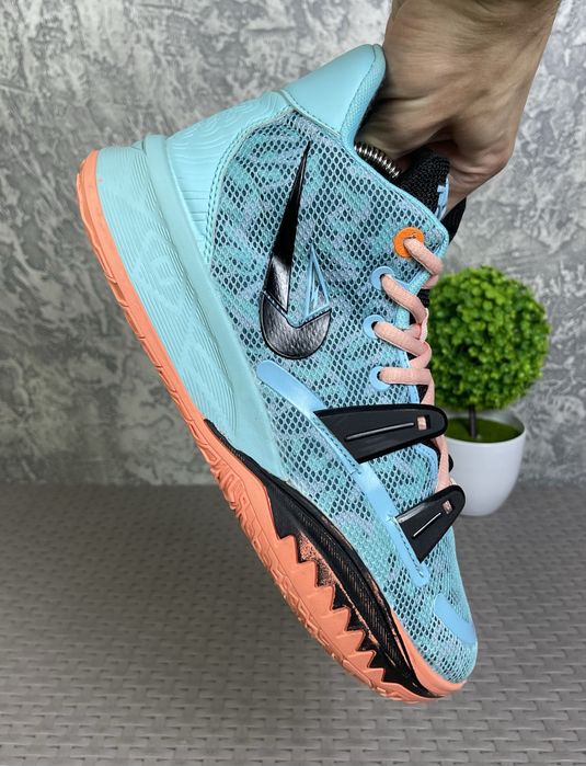 Nike Lebron кроссовки 42 размер баскетбольные голубые