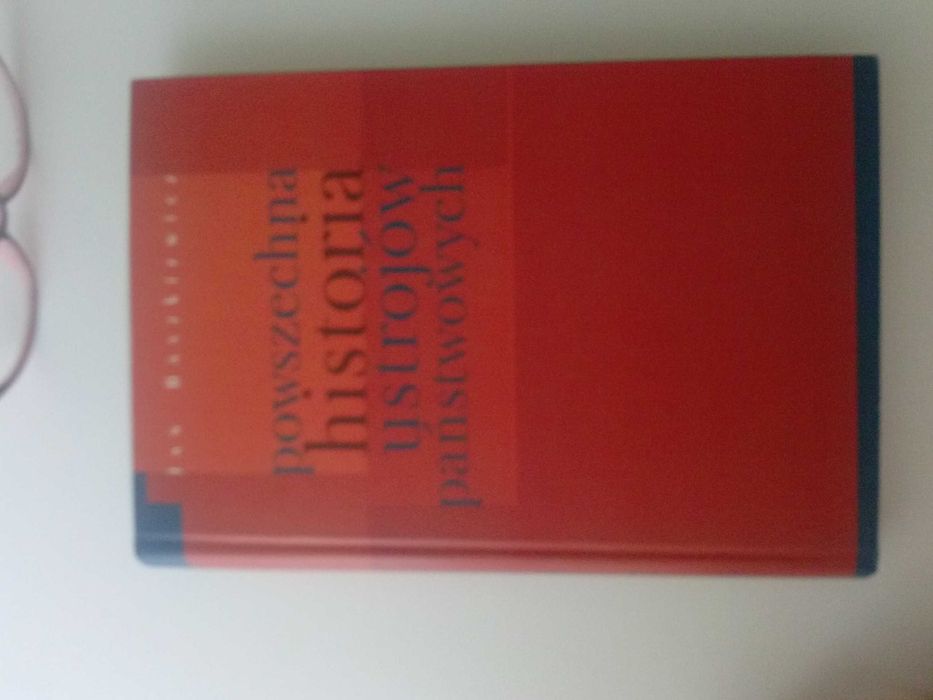 Baszkiewicz Jan  "Powszechna historia ustrojów państwowych"