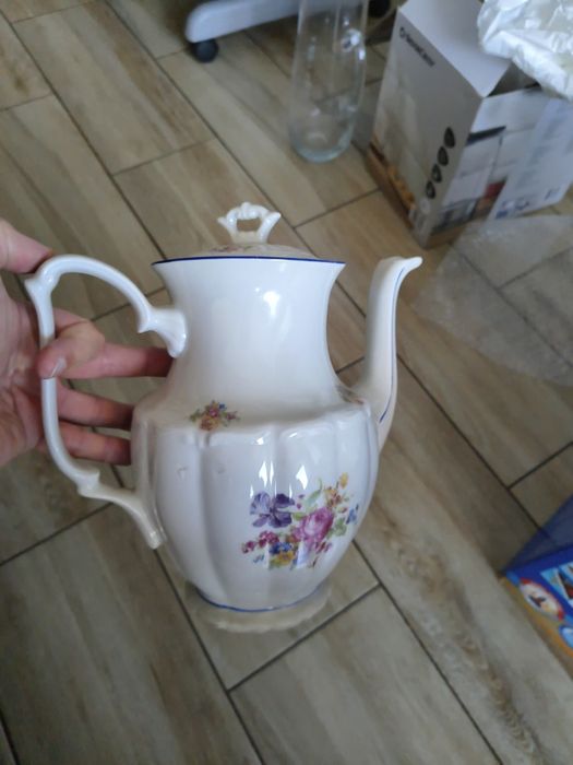Dzbanek na herbatę, kawę porcelana Bogucice