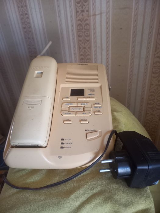 Продам радиотелефон.