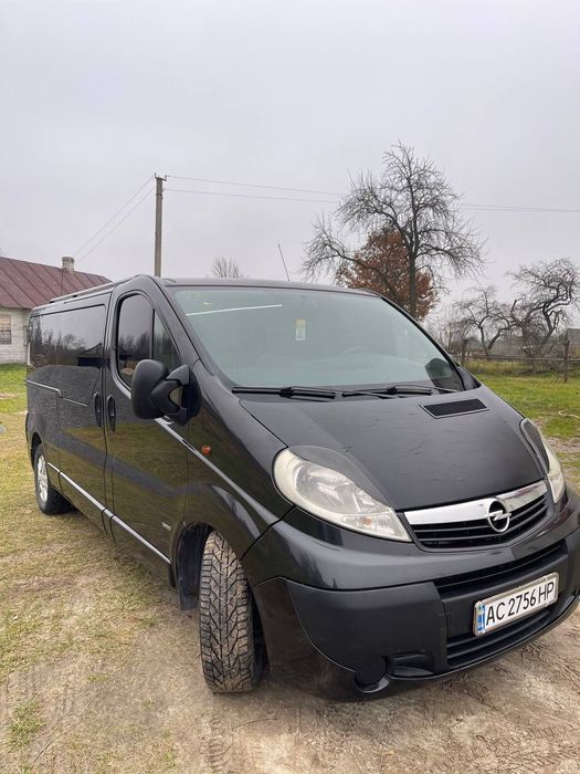 Продам Opel Vivaro 2.5 дизель