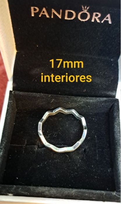 Anéis  em prata Pandora.