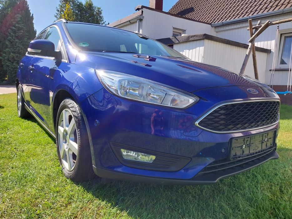 Ford Fokus MK3 Lift*Benzyna*2016*Pierwsza rejestracja 2017* Super stan i wyposażenie*Bezwypadkowy*Sam parkuje.