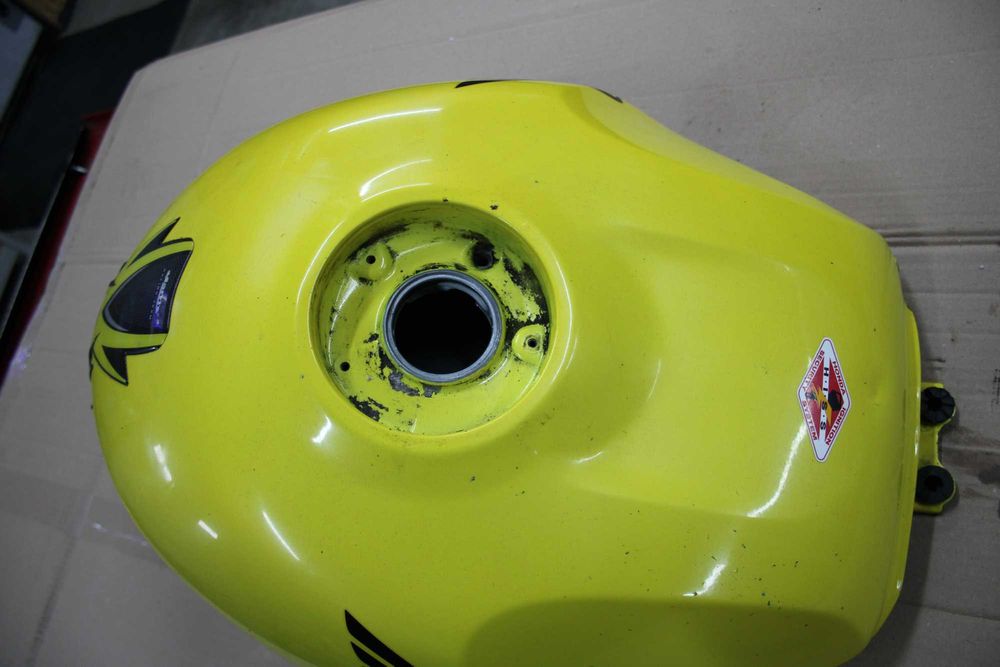 Zbiornik Paliwa Bak Honda CBR 929 SC44 00-01
