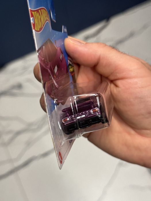 Hot Wheels ’94 BUGATTI EB110 SS STH super treasure hunt Chase ideał