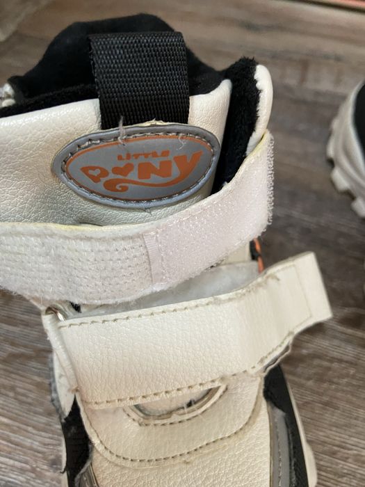 кросівки осінь/ весна на утепленні