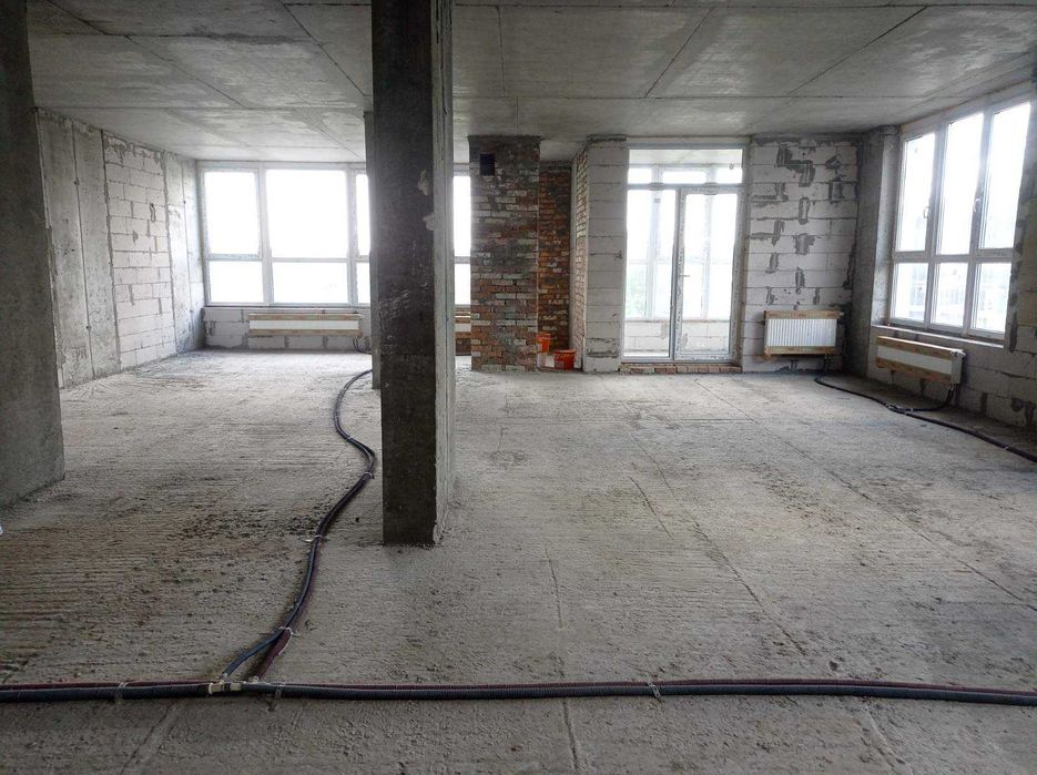 продам трехкомнатную квартиру, новострой, жк Легенда