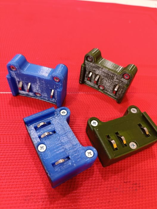 Адаптер для зарядки радіостанції Моторола