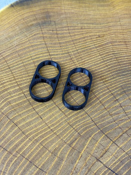 Uchwyt / koszyk na ogniwa 21700 – solidny i precyzyjny element, 2x1