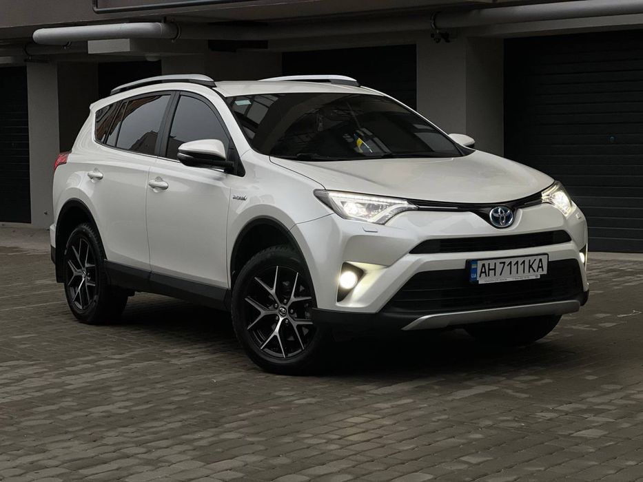 Toyota Rav4 Гібрид 2.5л 2016г