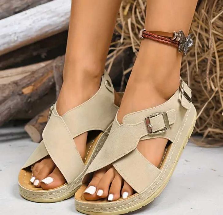 Босоніжки 40-41 р 26 см устілка від шва до шва