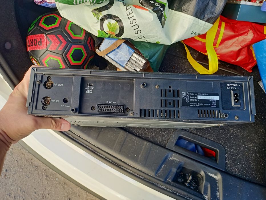Leitor e gravador de vídeo VHS Panasonic