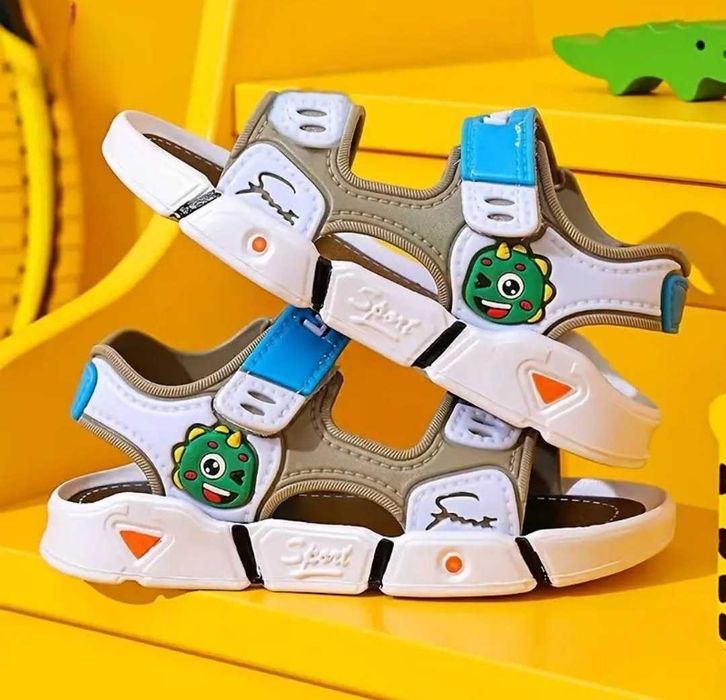 Дитячі речі на літо