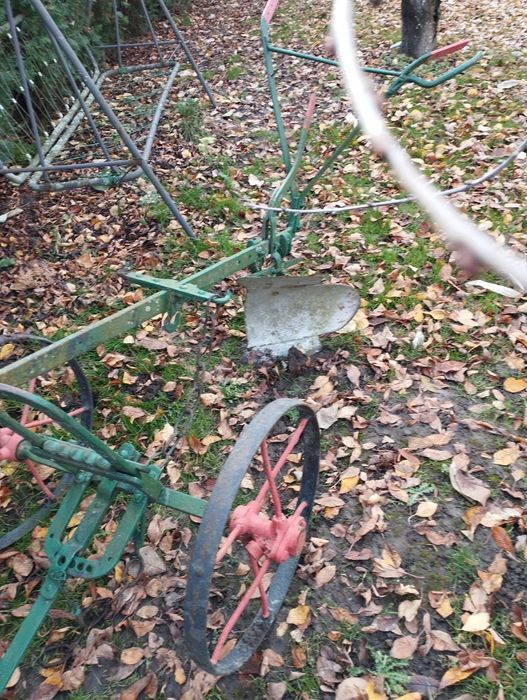 Pług konny obracany