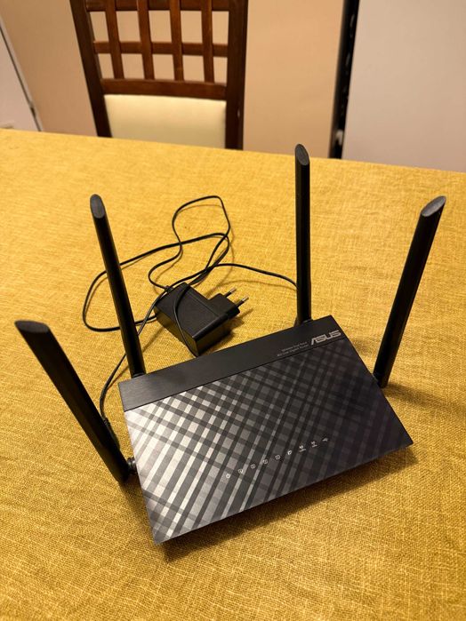 Router Asus RT-AC57U