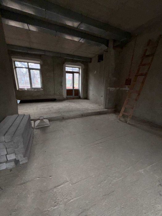 Продається комерційний об’єкт у центрі Чернівців