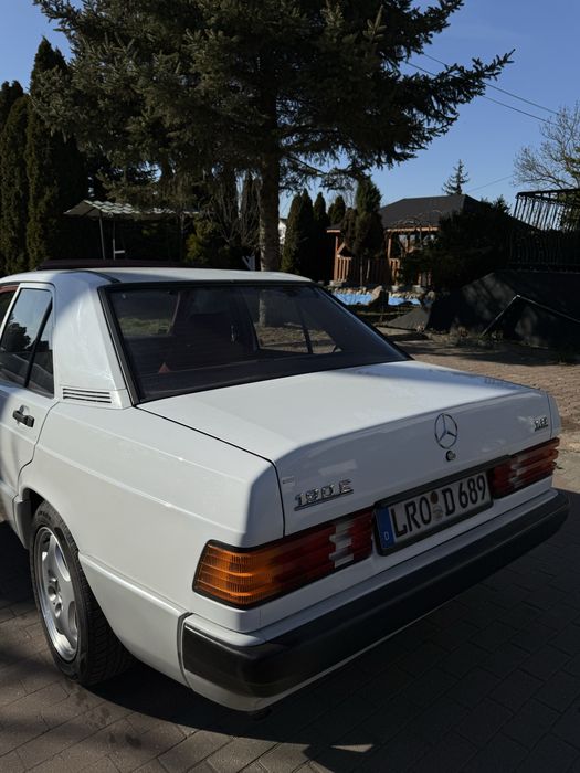 Mercedes 190 benzyna 1.8