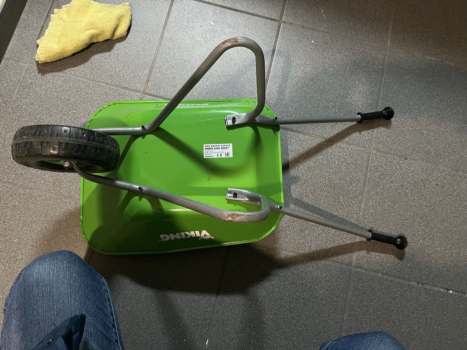 Carrinho de mao para criança