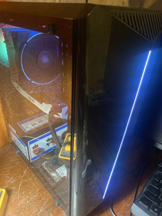 Комп'ютер на i5 4570 , gtx 1060.