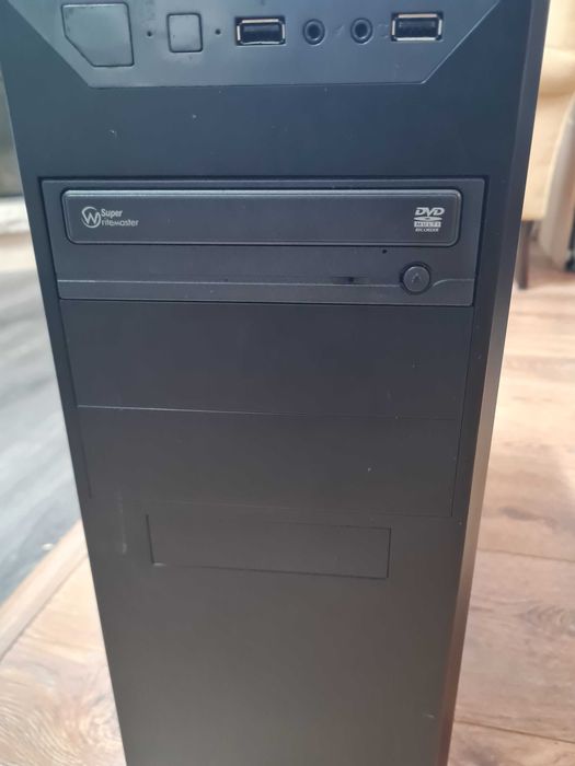 PC Intel i7-4790, 16 GB RAM, SSD 222 GB, Windows 10