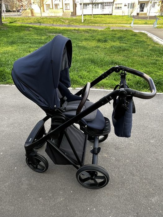 Коляска    Roan ivi 2 в 1