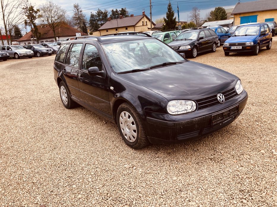 Vw golf4 rok2000 poj 1.4 przeb206 tys klima zadbany