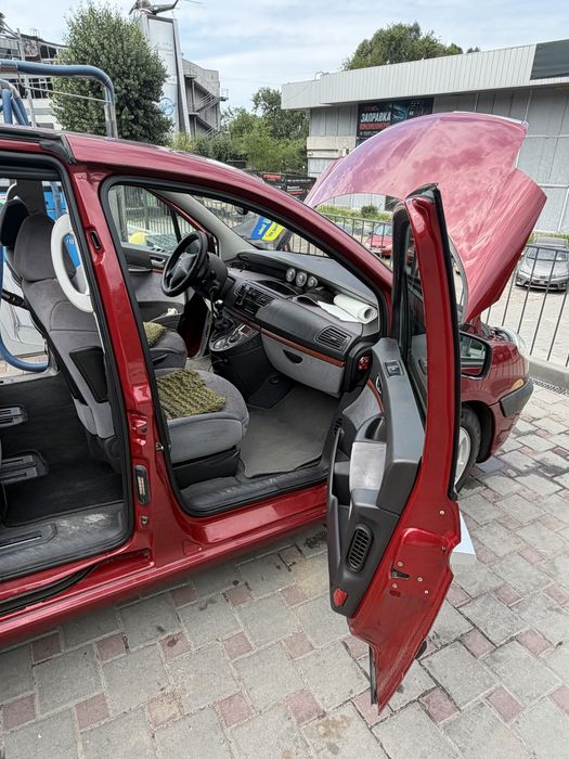 Citroen C8 2005 2.2 hdi