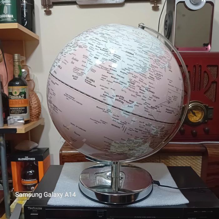 Glovo do planeta terra