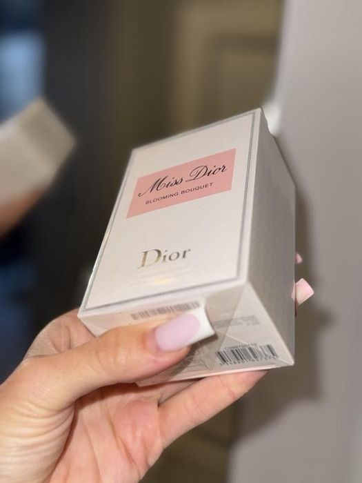 Оригінал Dior Miss  (Cherie) or Blooming Bouquet -Туалетна вода парф