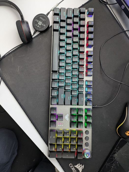 Меняю всё на один нормальный телефон