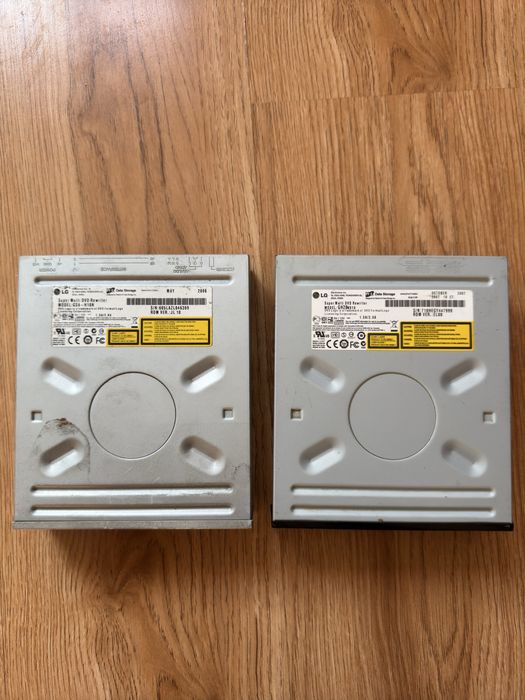 CD-ROM , rw , lg