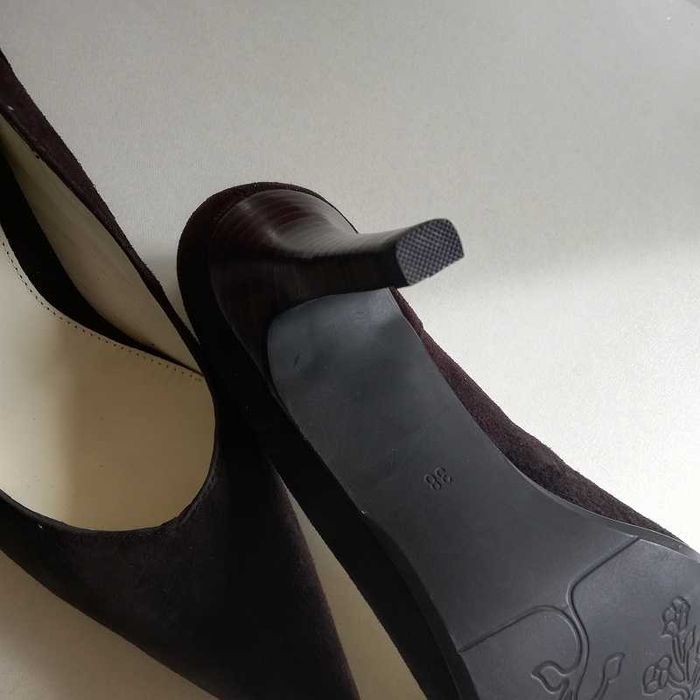 Czółenka szpilki Salamander 38 buty zamszowe NOWE brązowe