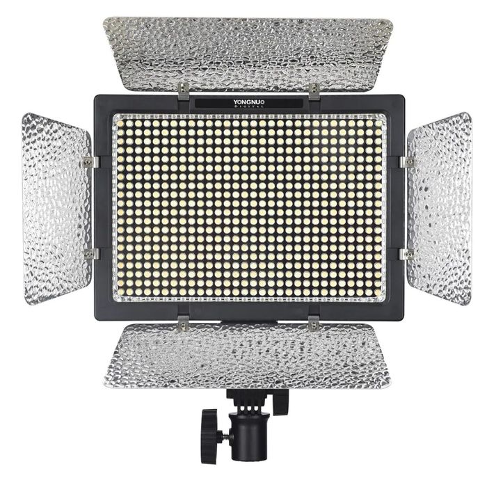 Постійне відео фото світло Yongnuo YN-600L II LED 3200-5500К
