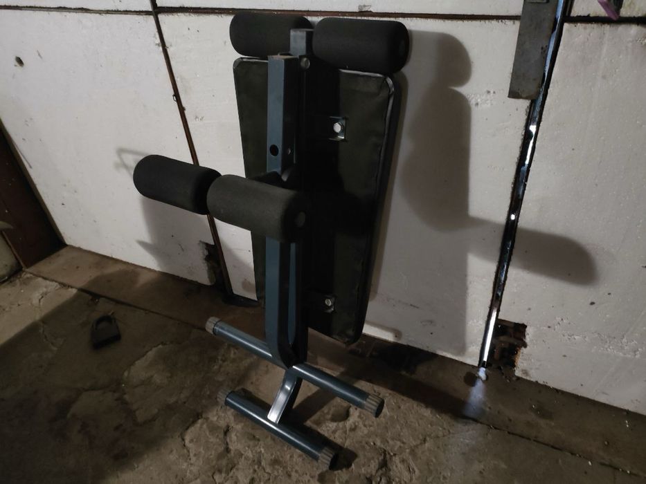 Универсальная скамья для пресса и гиперэкстензии доска Torneo