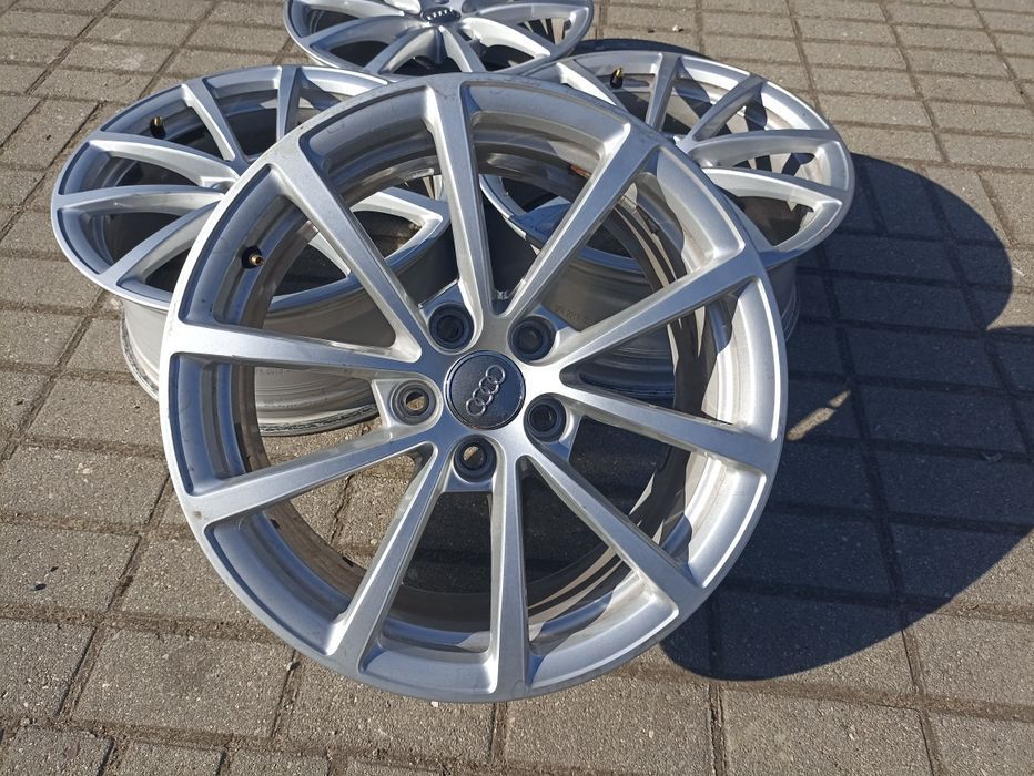 [105] Felgi aluminiowe 17 5x112 Et36 oryginał Audi A3A4A5A6