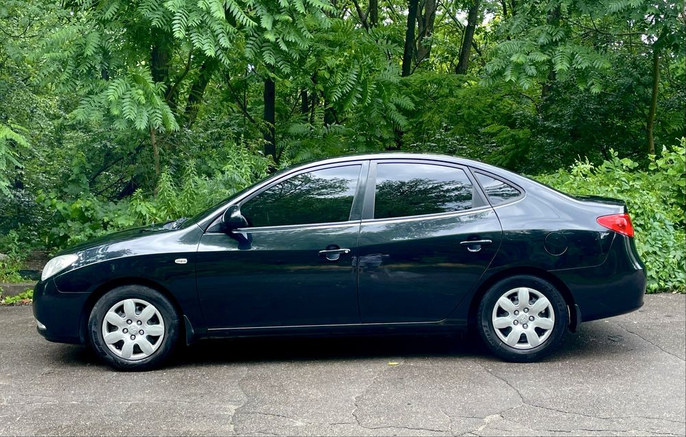 Продам HYUNDAI ELANTRA HD 2008 года