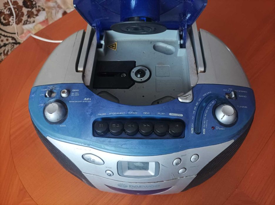 Магнитола (Бумбокс) Daewoo Daytek DRD-S11